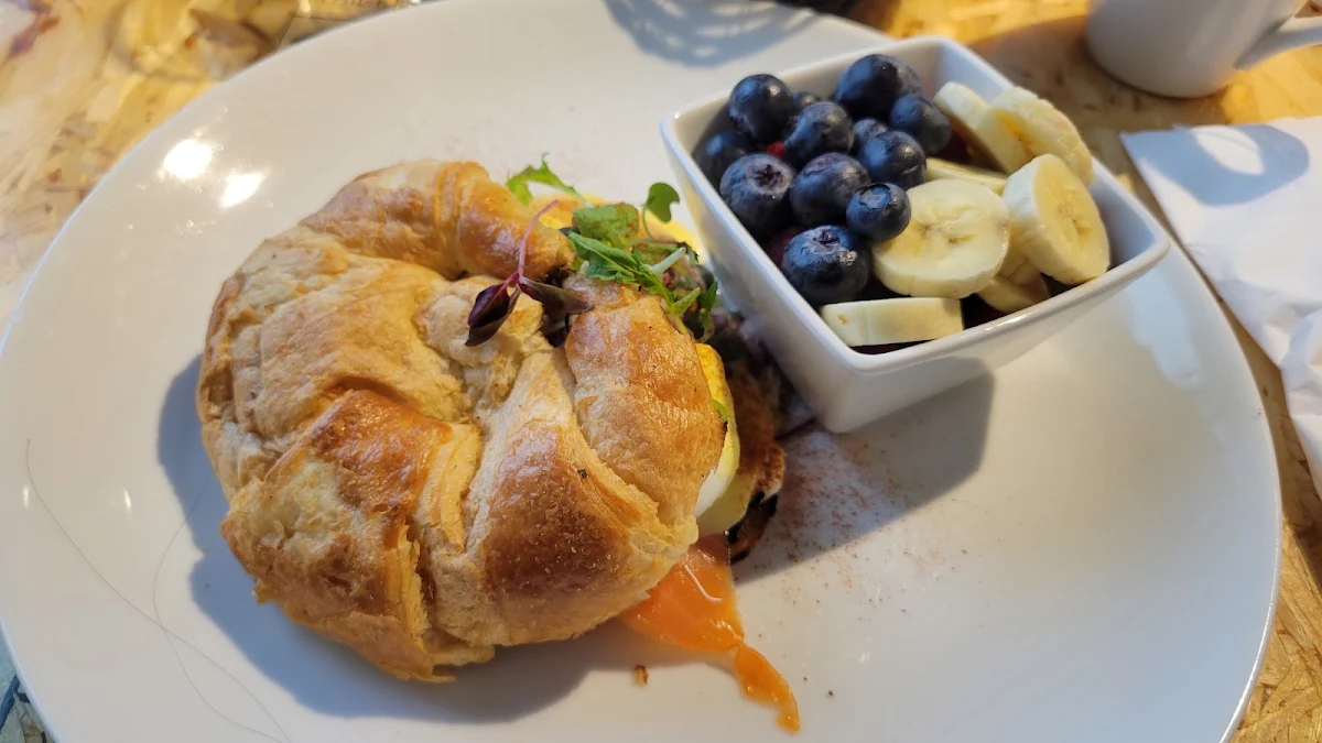 Smoked Salmon Egg Benedict with Fruits