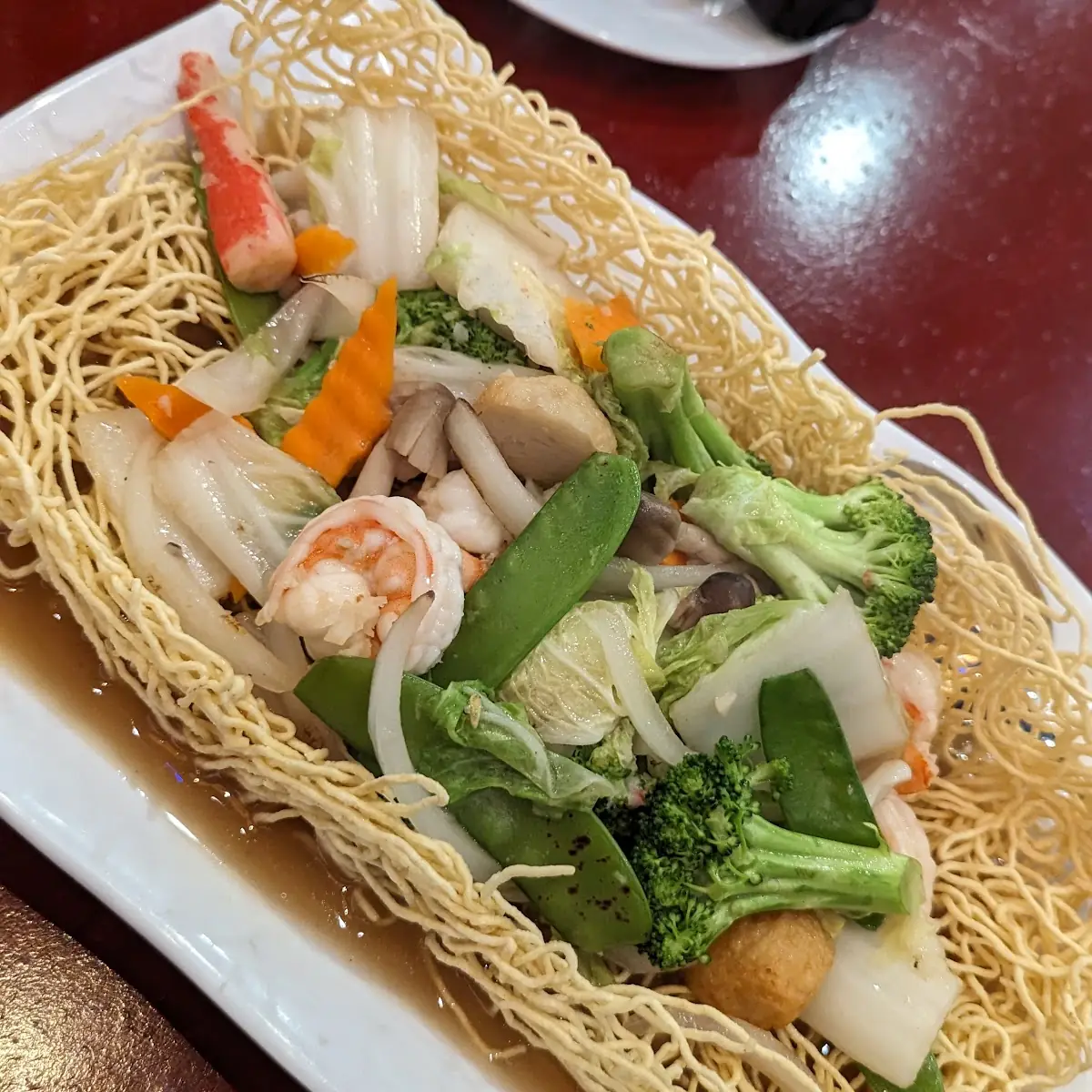 Pan Fried Crispy or Soft Egg Noodle with Seafood