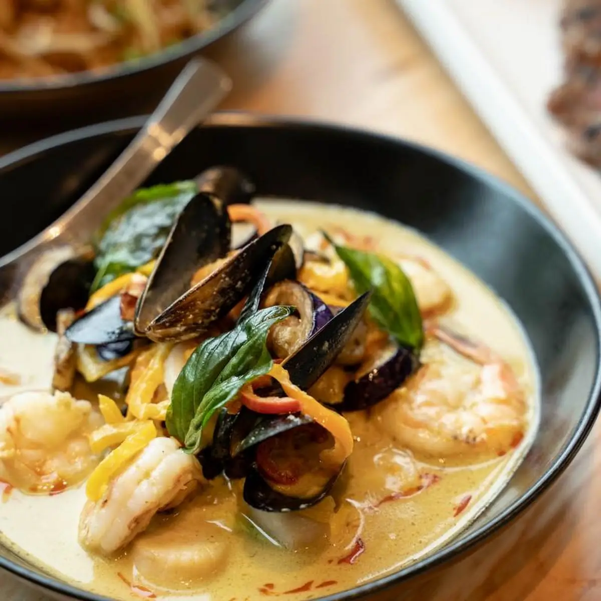Seafood Green Curry GF