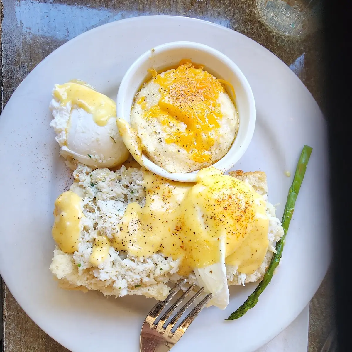 JJ's Eggs Benedict
