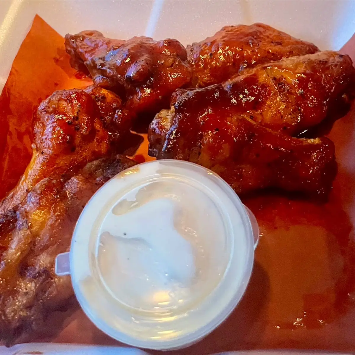 6 Wings with Blue Cheese