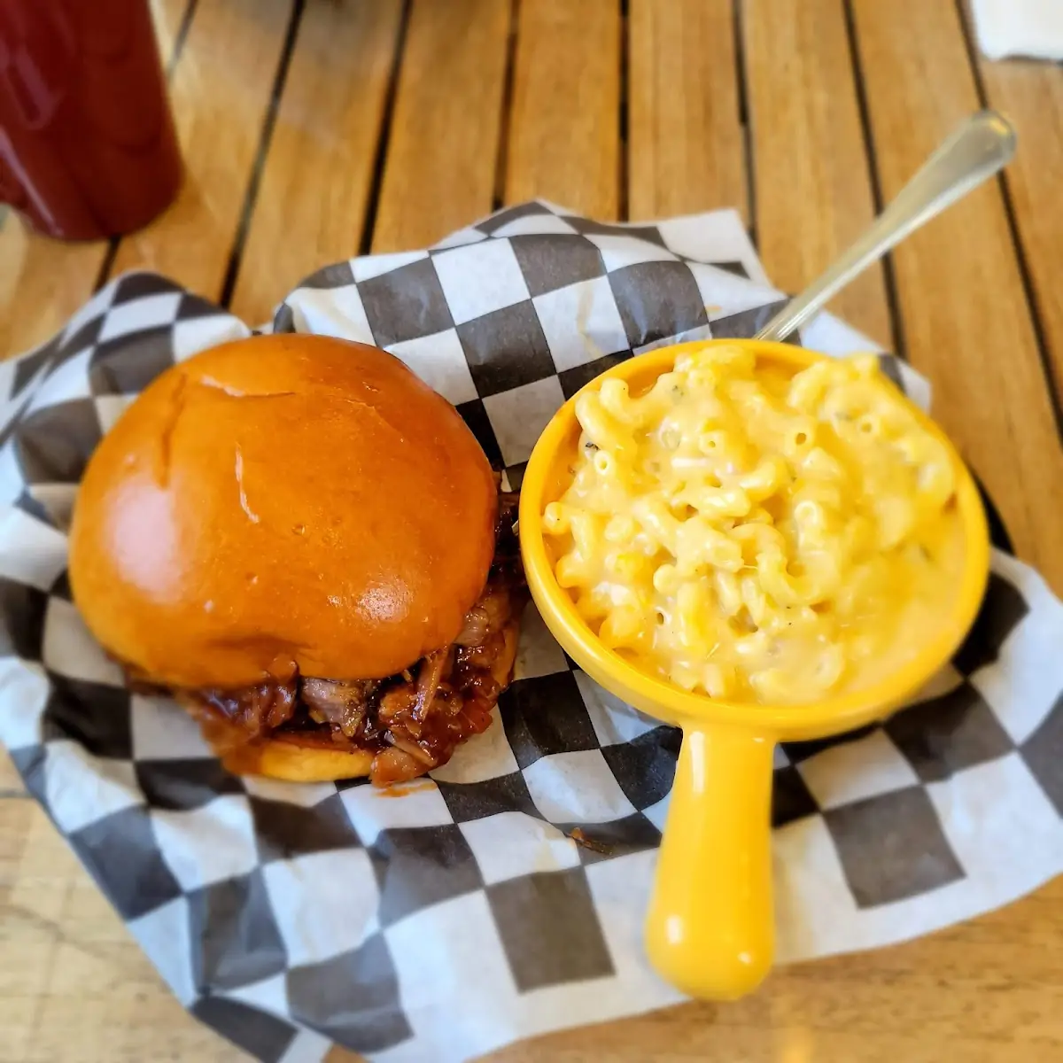 Pulled Pork Sandwich Macaroni and Cheese
