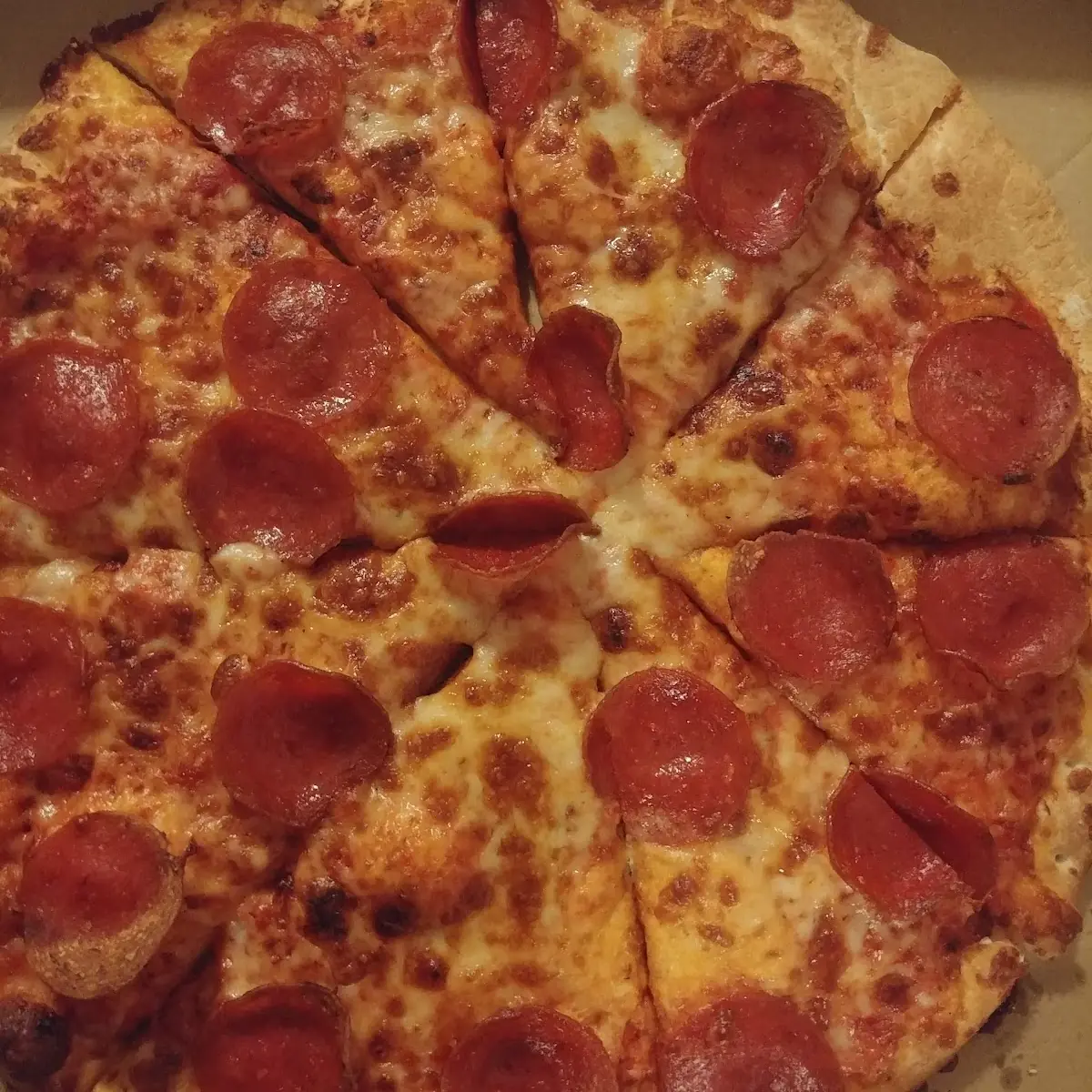 14" BBQ Chicken Pizza