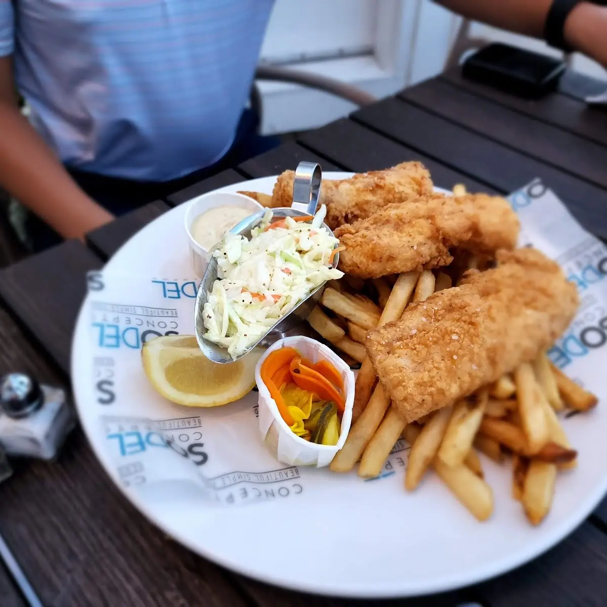 FISH SANDWICH
