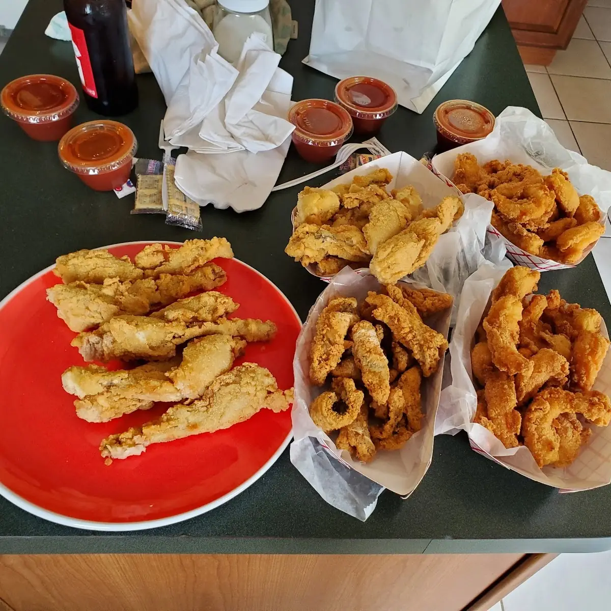 Frog Legs Shrimp & Catfish