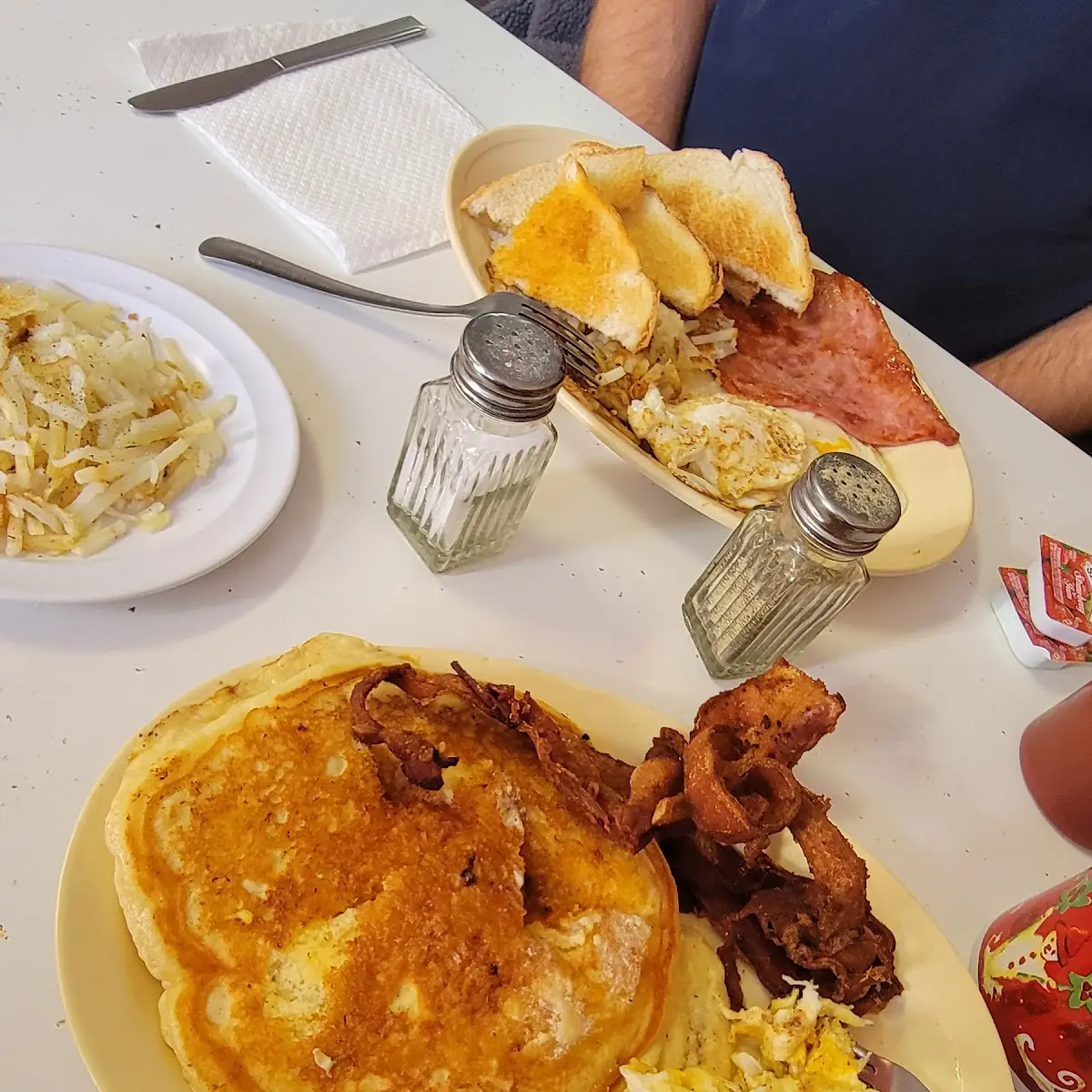 2 Eggs Meat & a Pancake Special