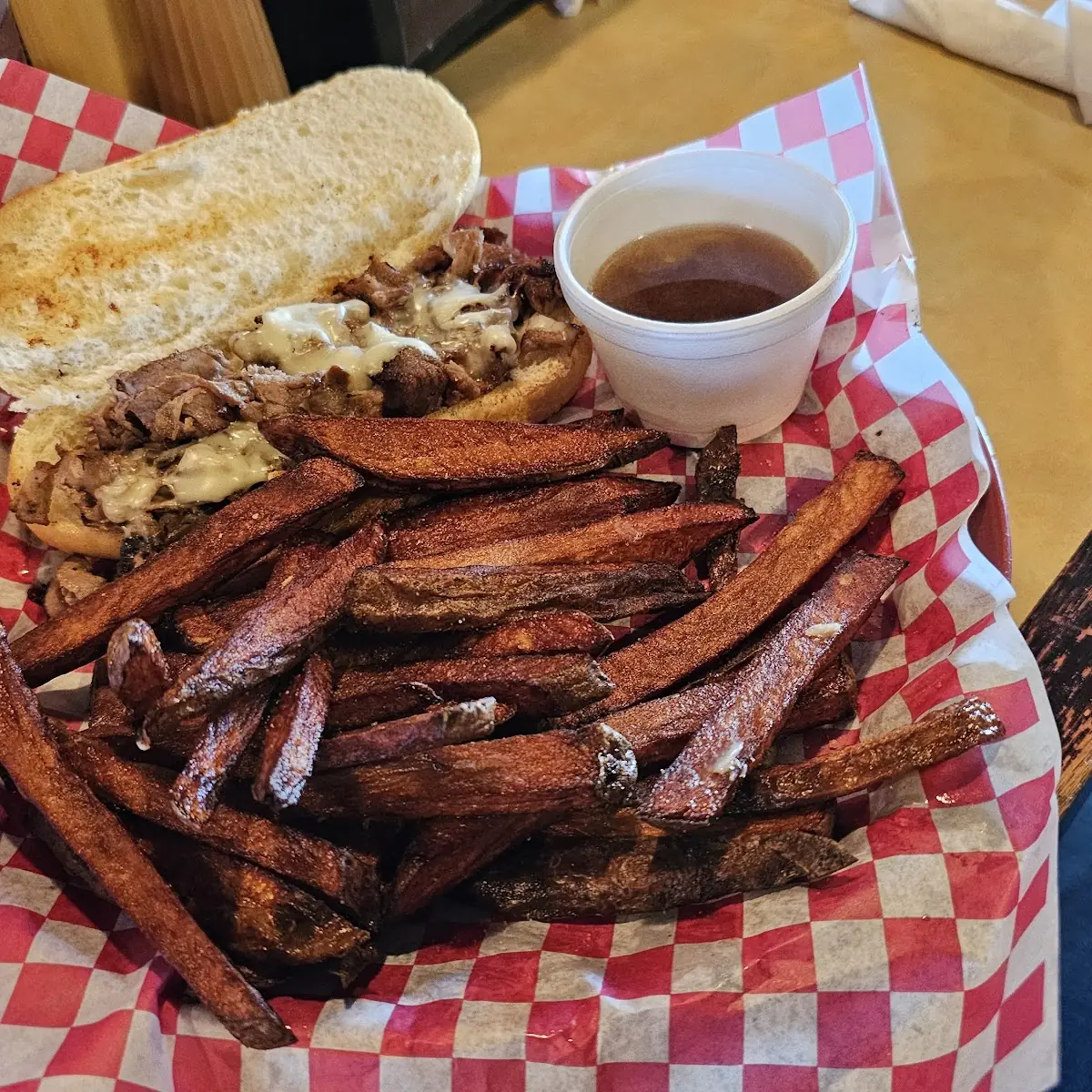 French Dip w House Fries
