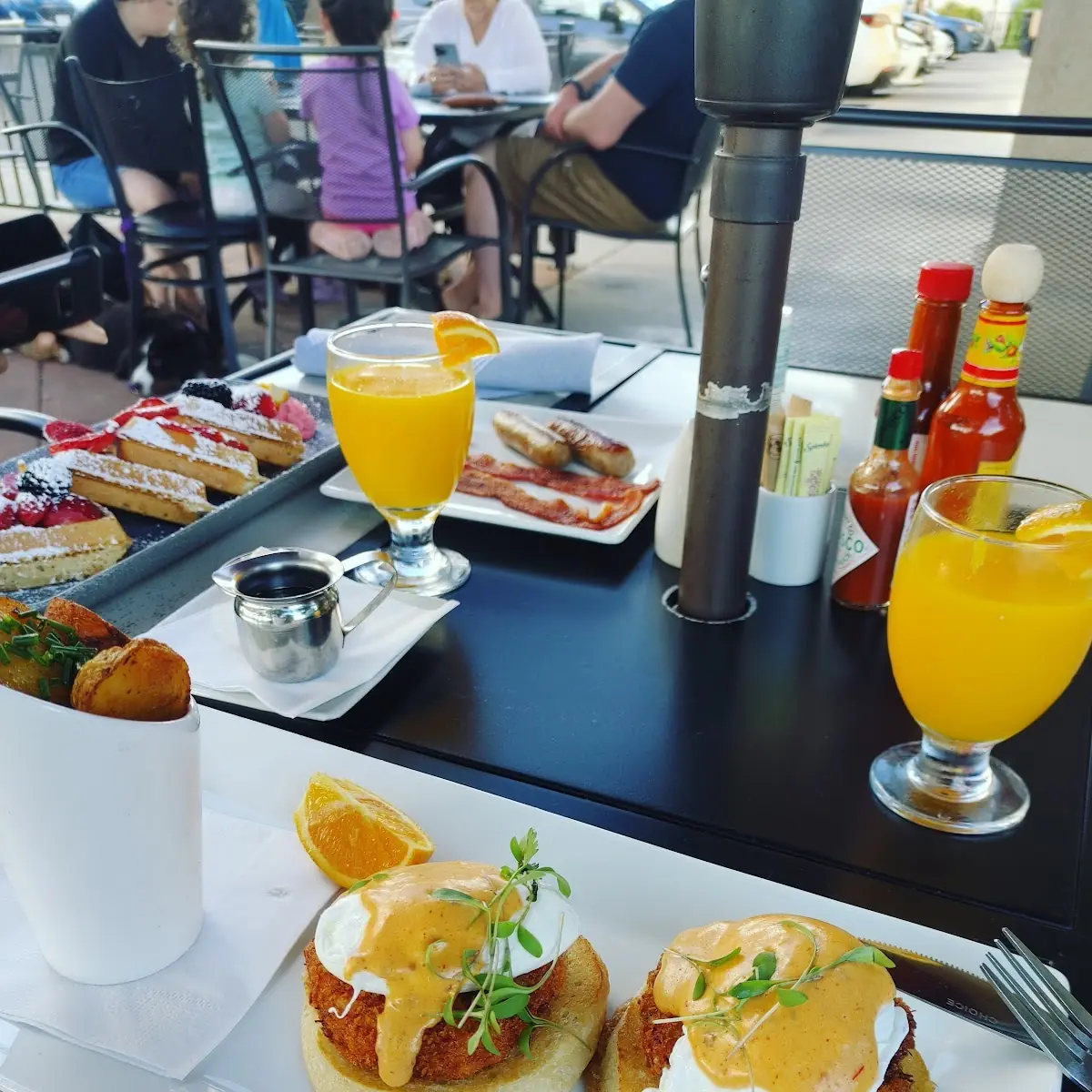 Crab Cake Benedict