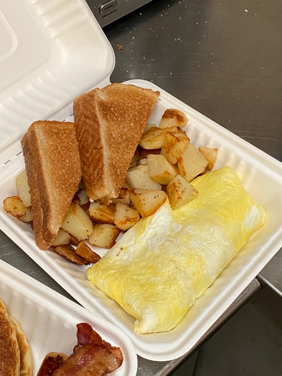 Highlights, Hunters Country Kitchen