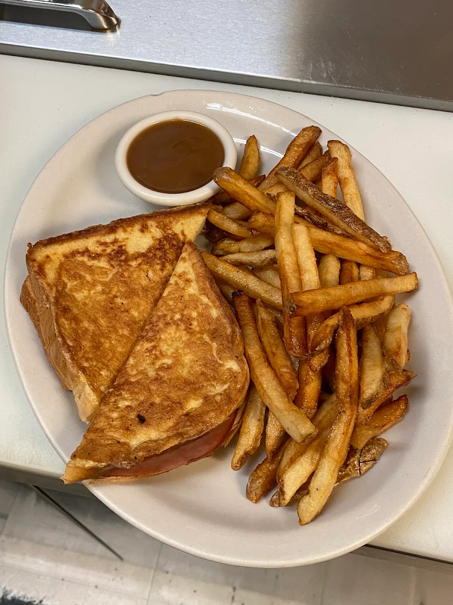 Highlights, Hunters Country Kitchen