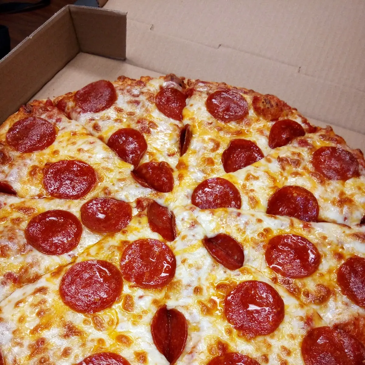 XL NY Style Pepperoni Pizza
