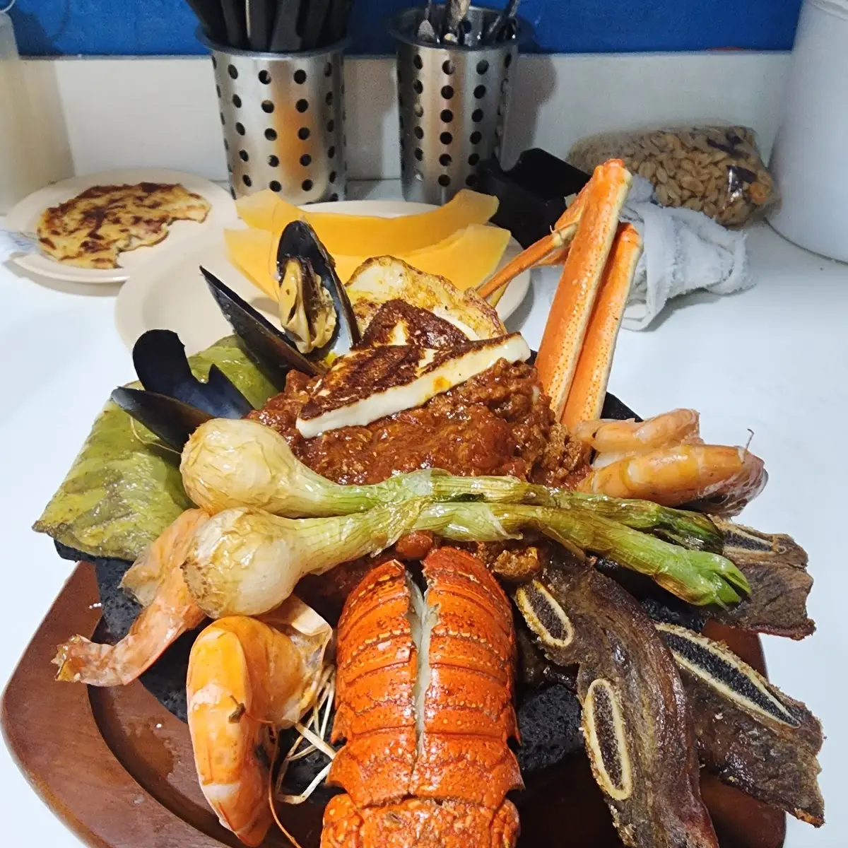 Molcajete Mar Y Tierra