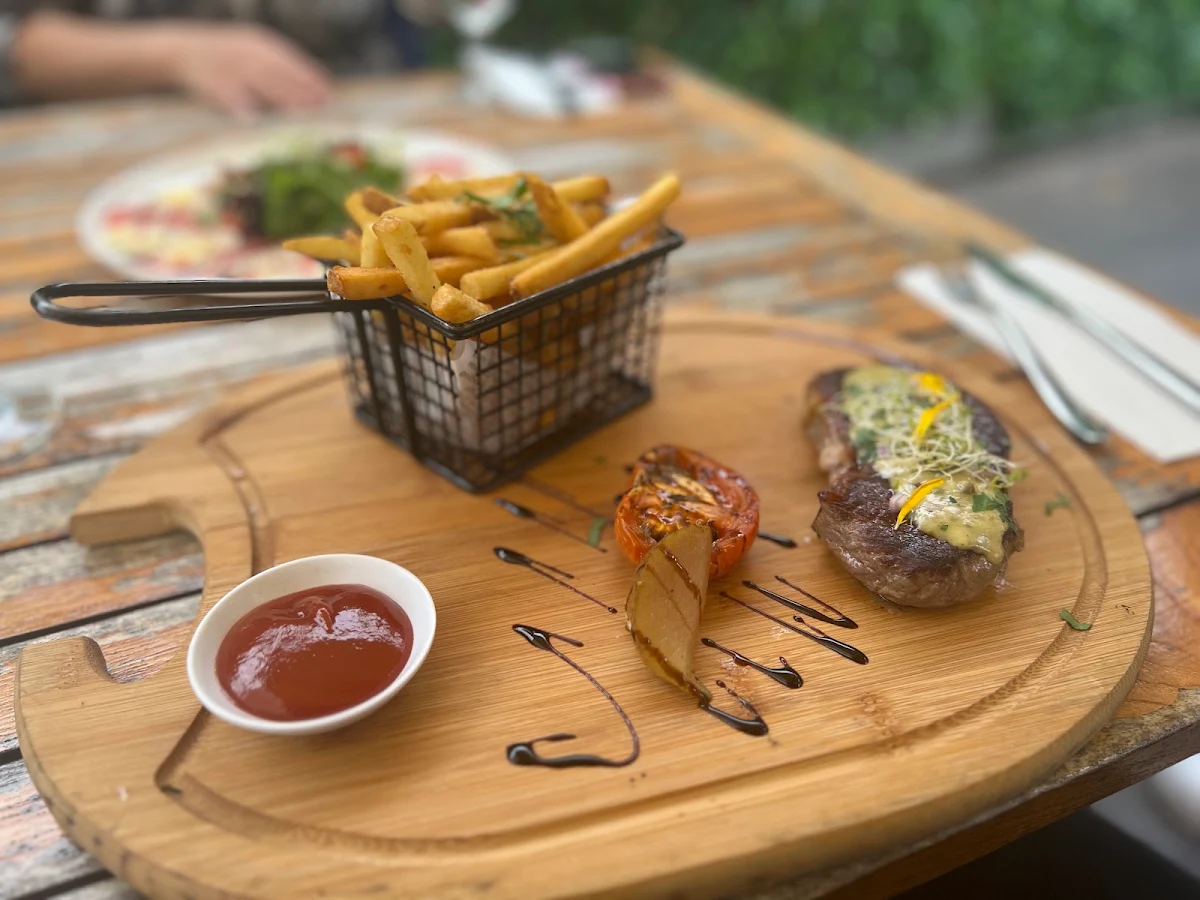 Steak Fries, Echo on the Marina Roseville