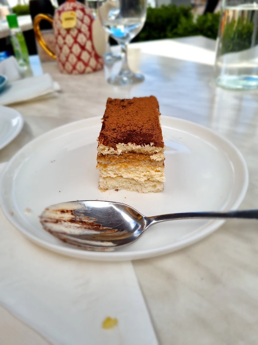 Tiramisu, Echo on the Marina Roseville