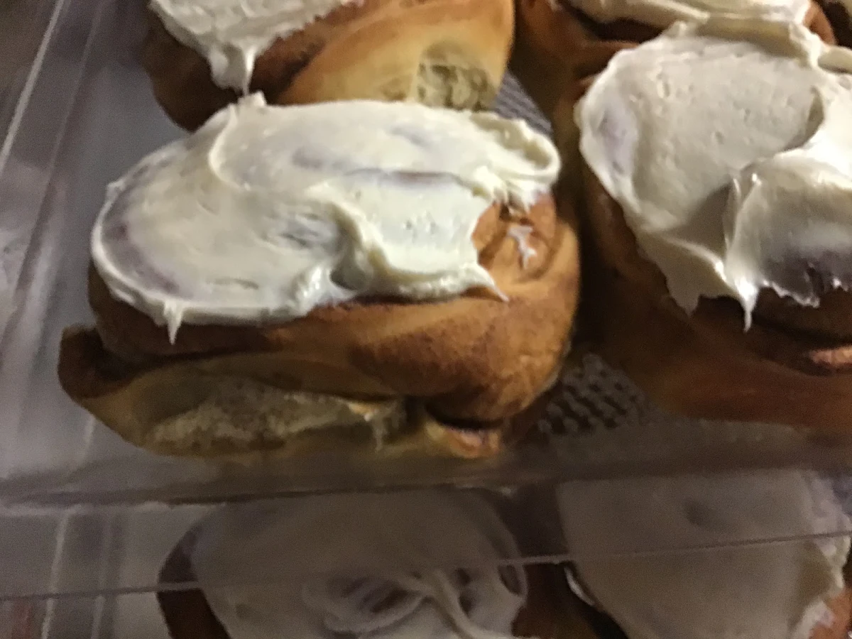 1 Cinnamon Roll