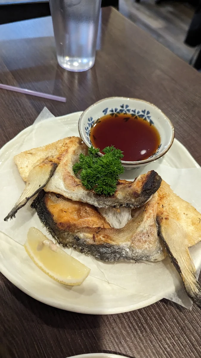 Salmon Kama, Miku Sushi