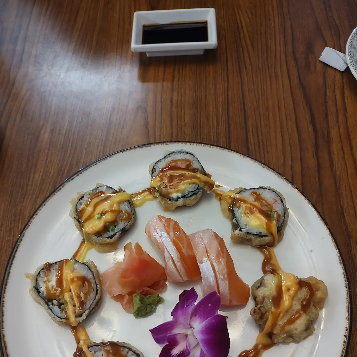 Salmon Sushi