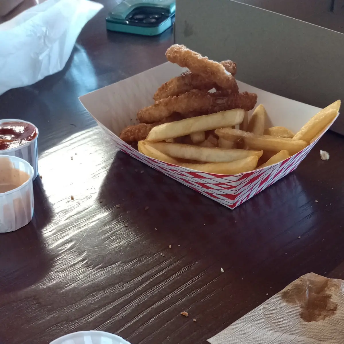 Hot Dog and Half &Half Basket