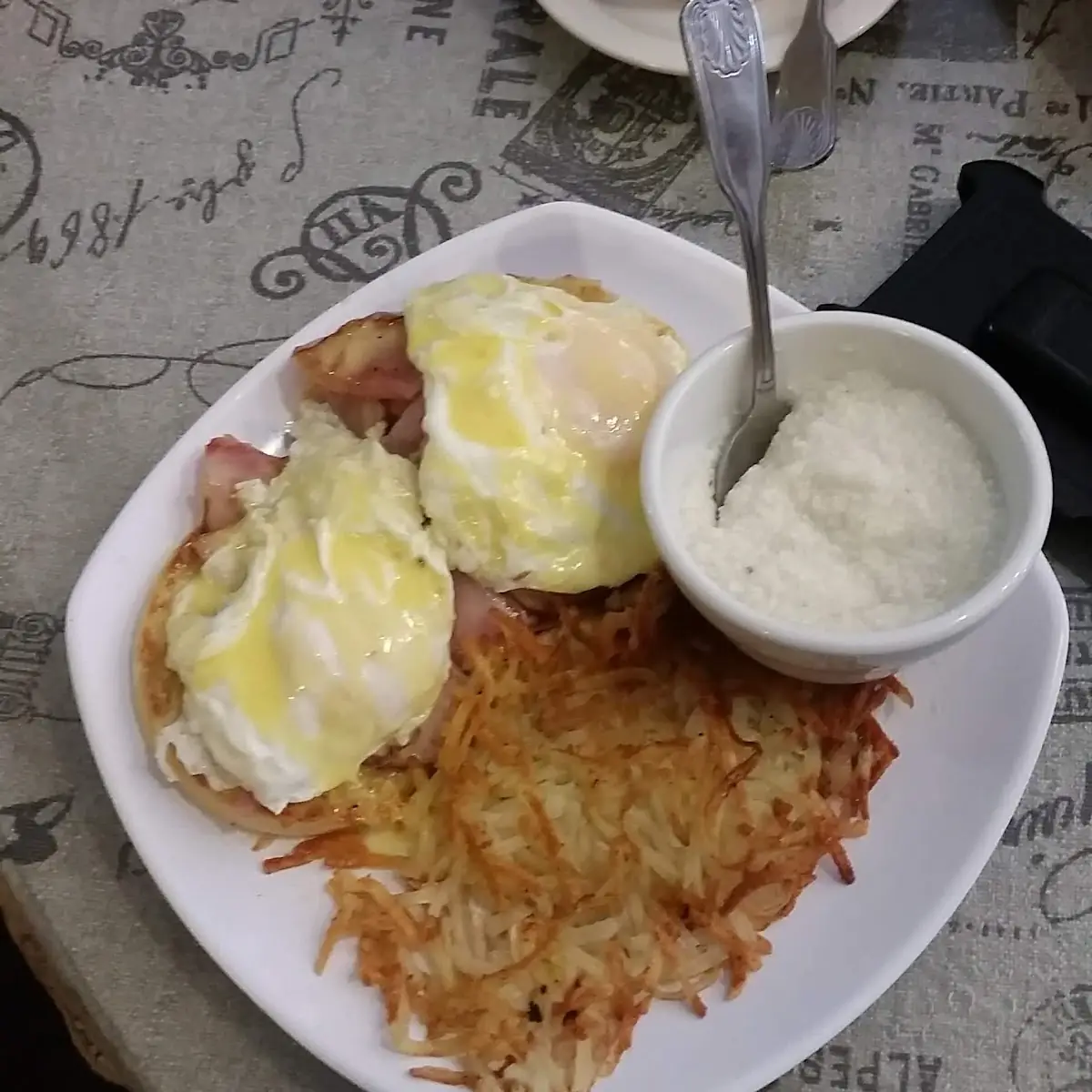 Eggs Benedict