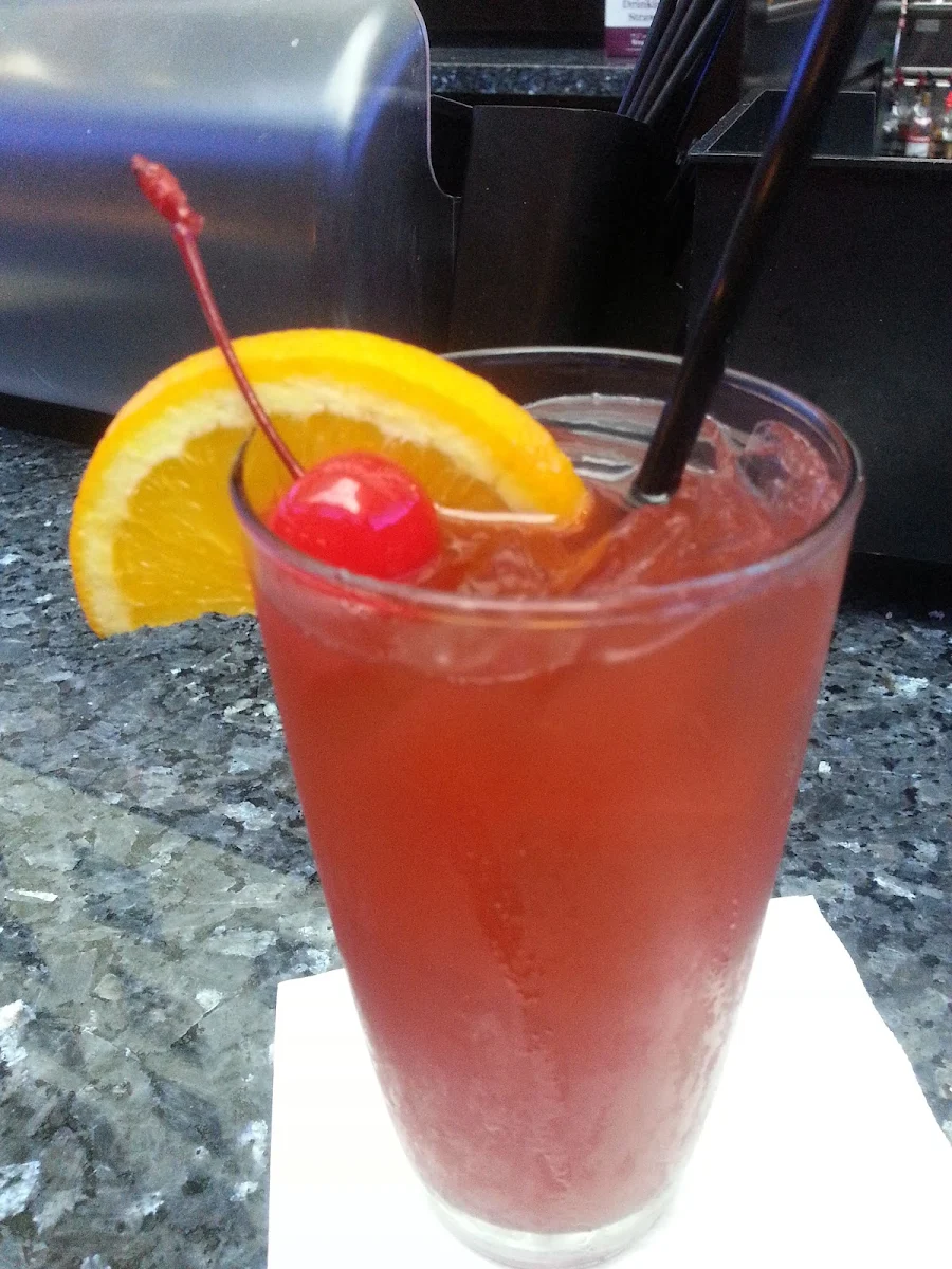 Cocktail, The Commo (Commun Na Feinne) Hotel