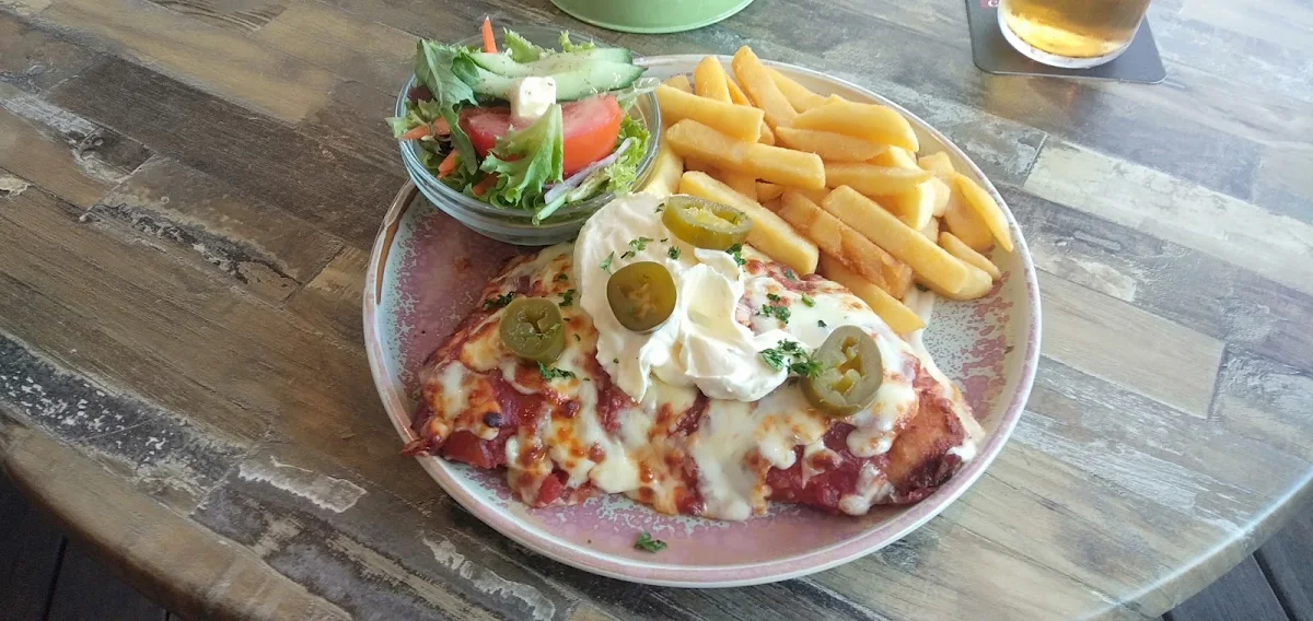 Mexican Parmi, The Commo (Commun Na Feinne) Hotel