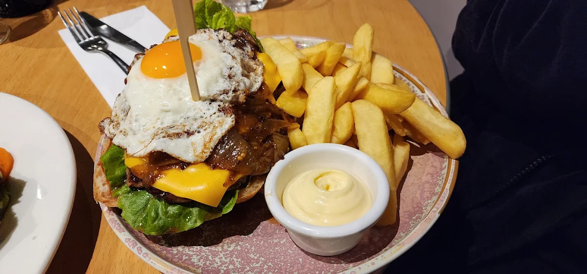 Wagyu Beef Burger, The Commo (Commun Na Feinne) Hotel