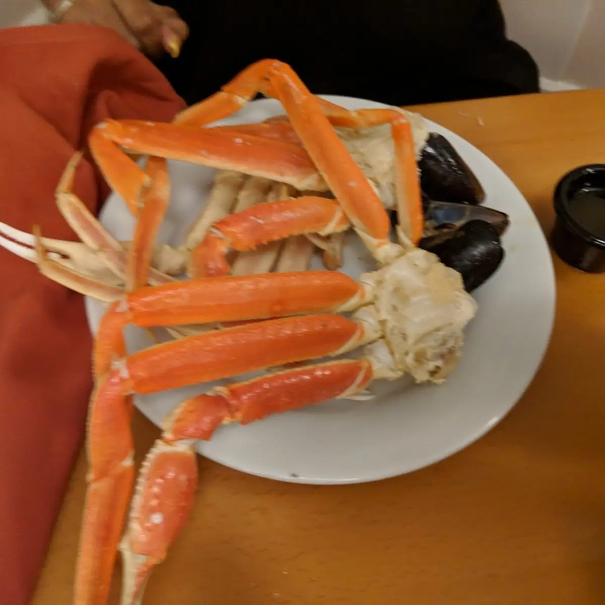 Snow Crab Legs with Clarified Butter