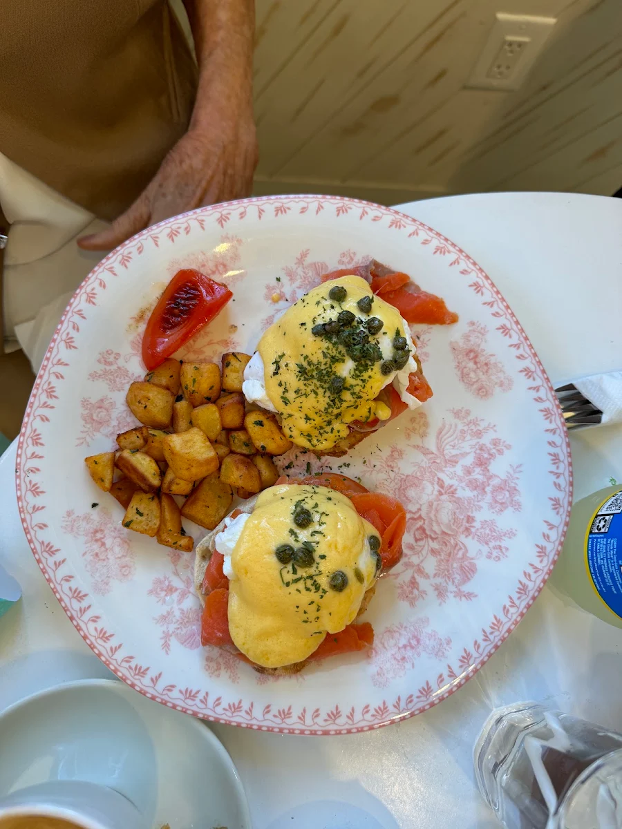 Eggs Benedict