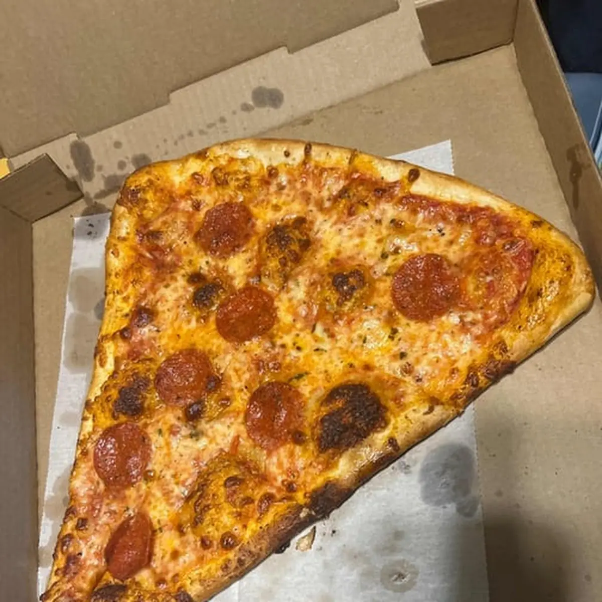 Veggie Pizza and Pepperoni Pizza