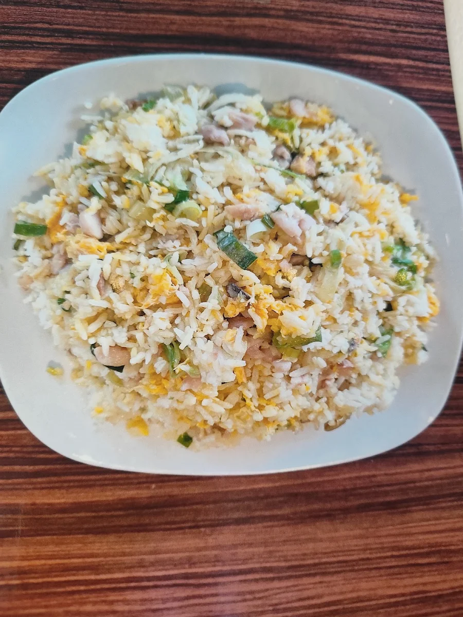 Cơm Chiên Cá Măng Gà