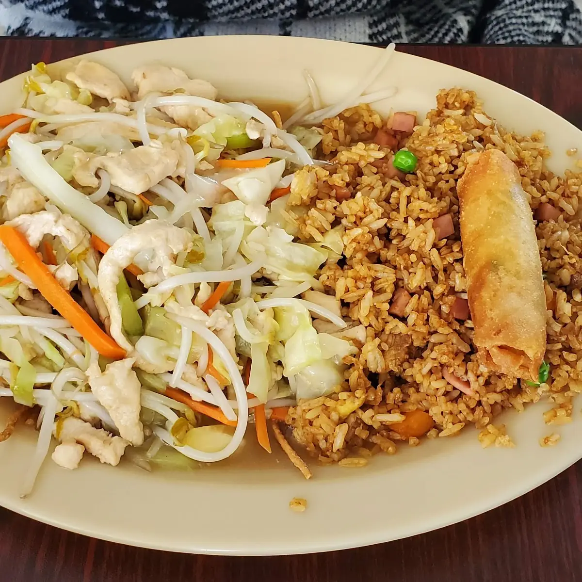 Chicken Chow Mein Special Combination