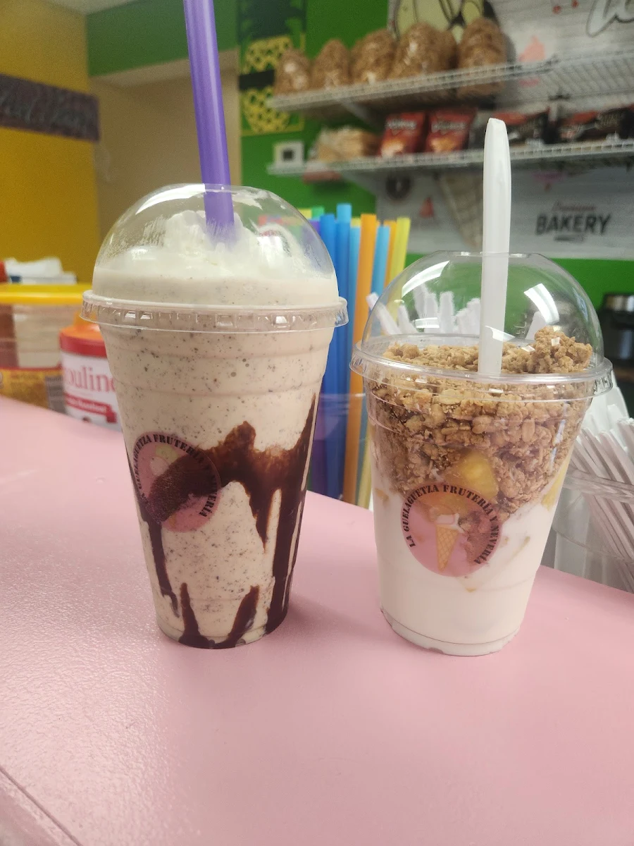 Cookies & Cream Shake Pineapple Yogurt Parfait