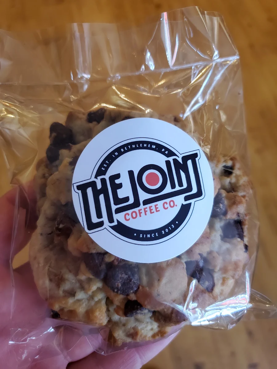 Chocolate Chip Cookie
