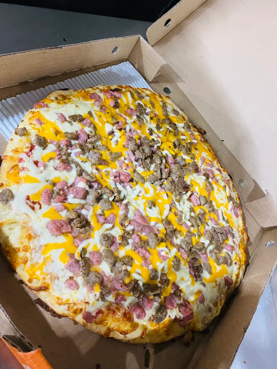 Bacon Double Cheeseburger Pizza