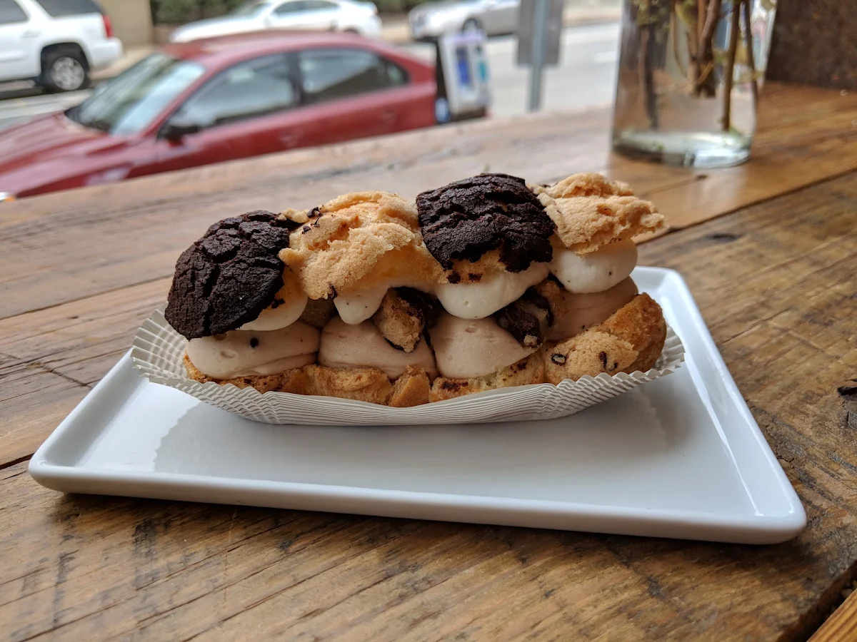Chocolate Chip Cookie