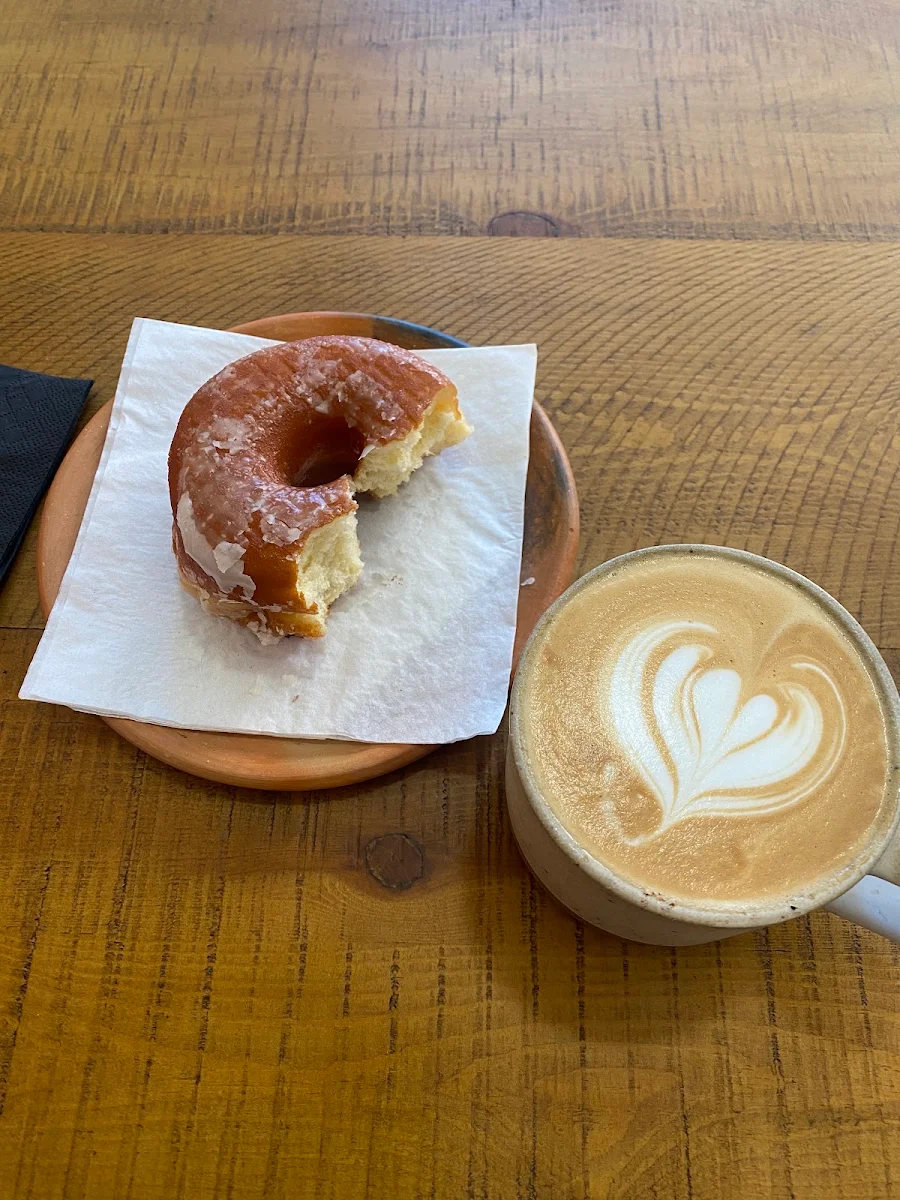Donut & Cappuccino