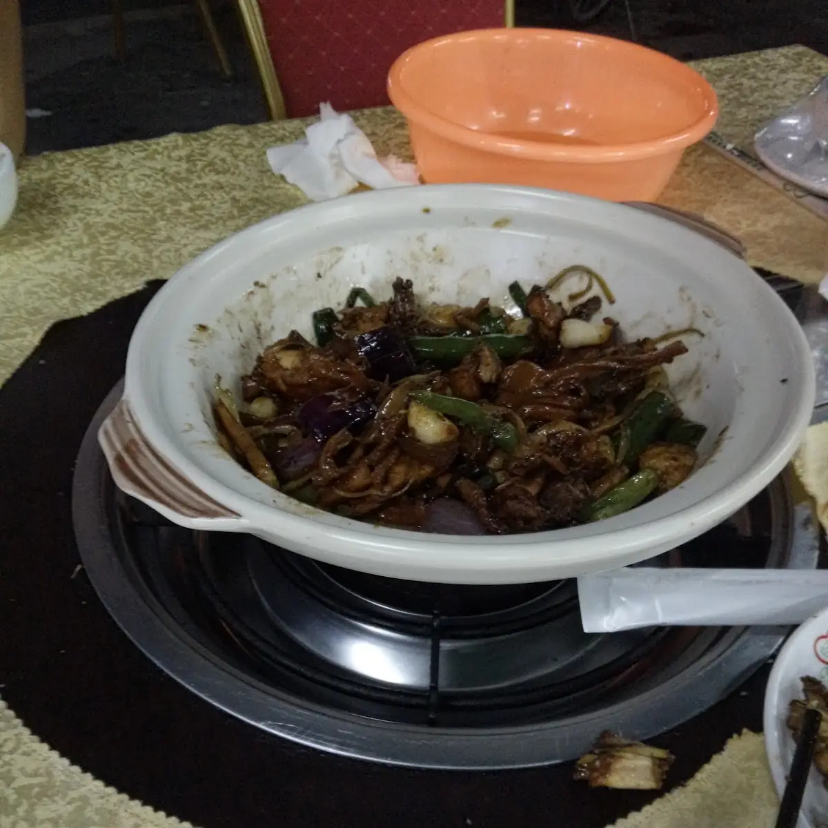 128. Beef with Black Bean Sauce Pan Fried Noodle 豉汁牛两面黄