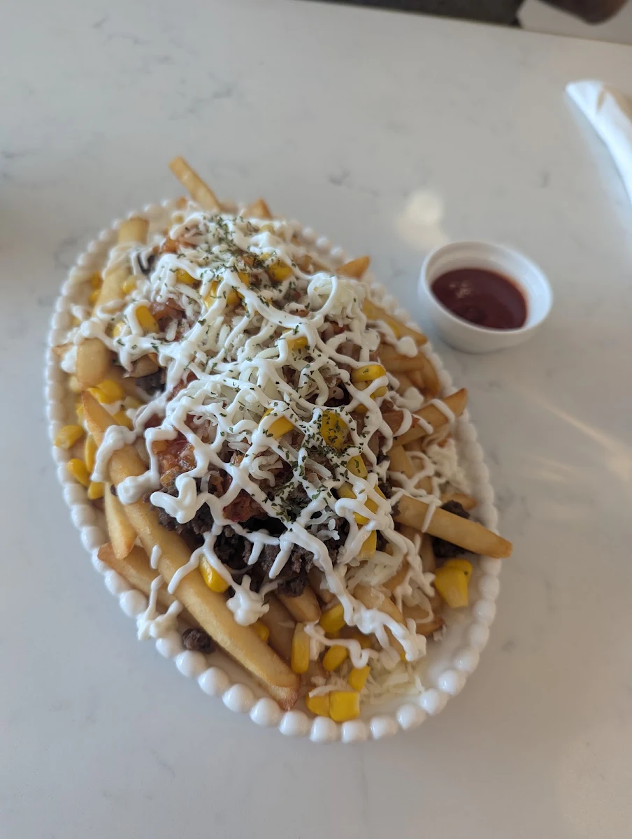 Seoul Poutine, Cafe Atelier