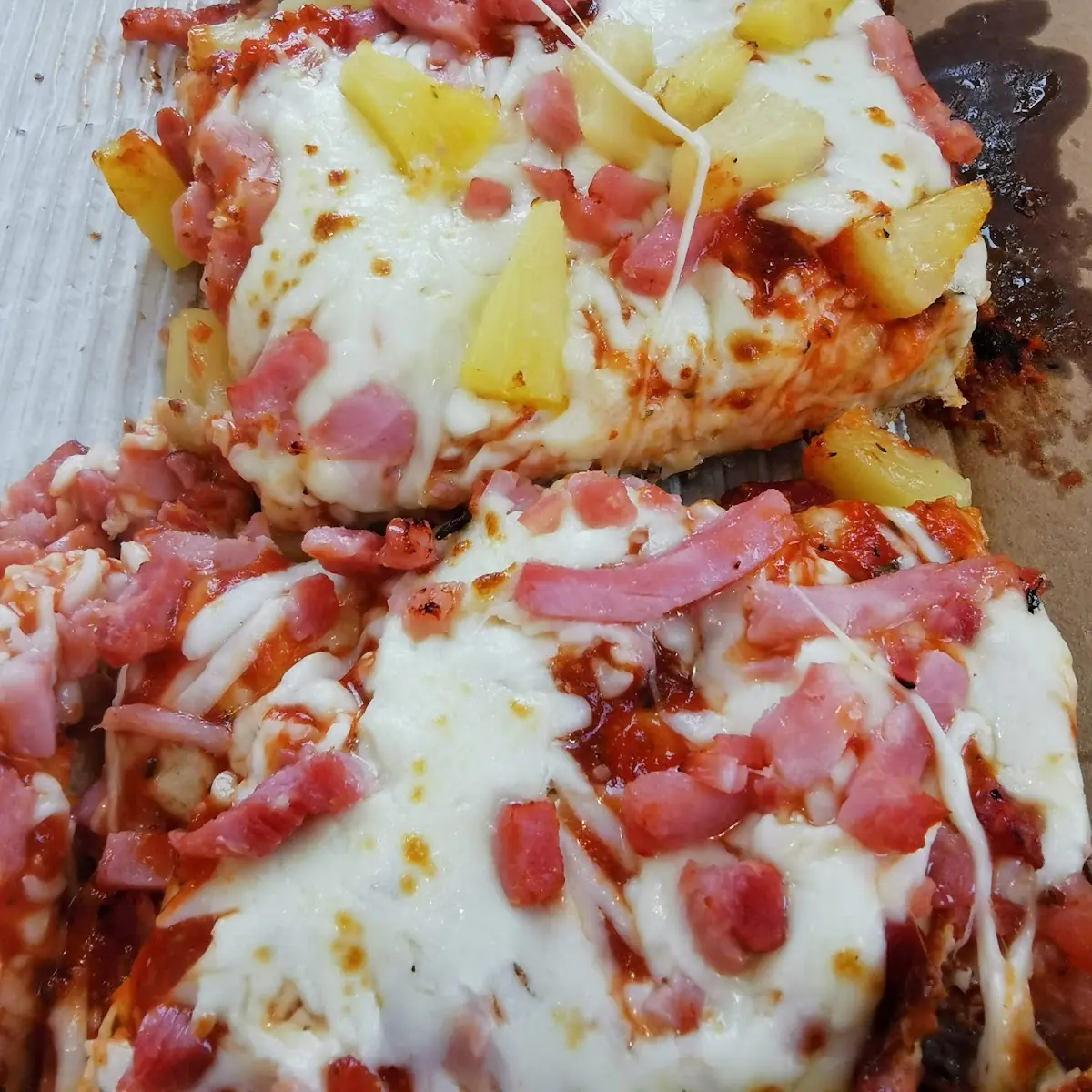 Hawaiian Pizza