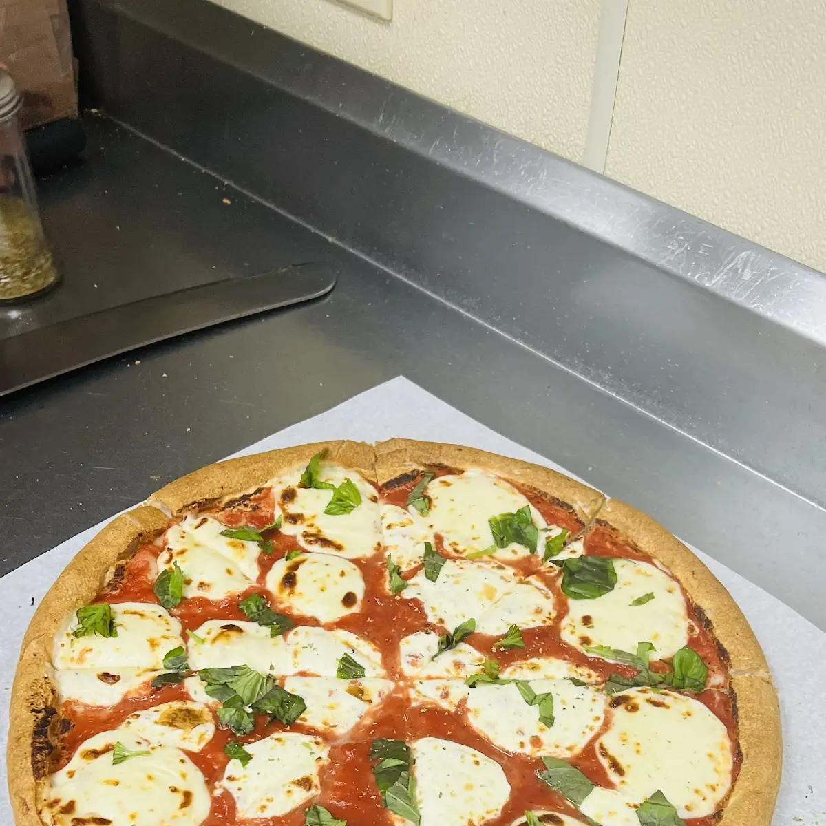 Caprese Pizza