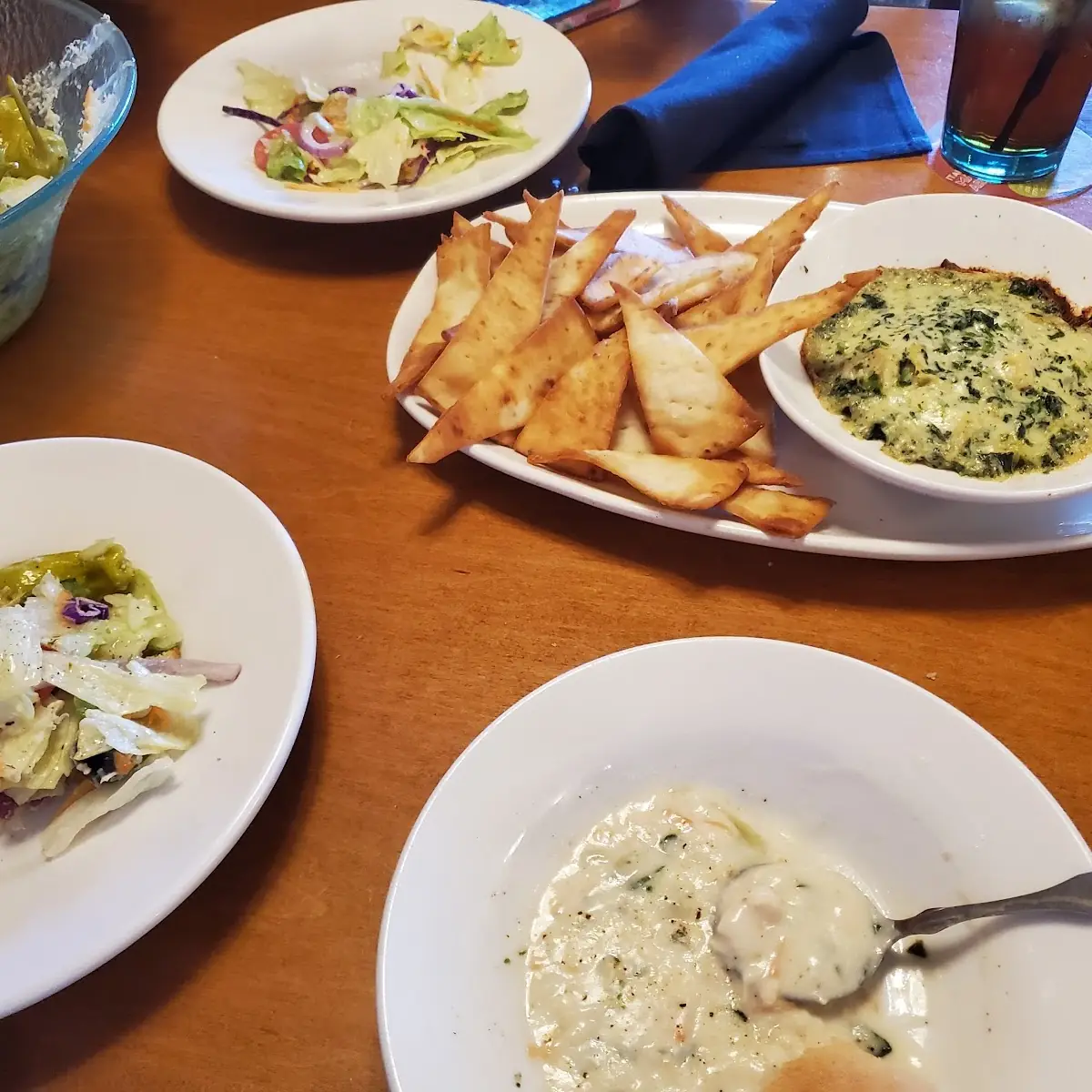 Never Ending Soup Salad & Breadsticks