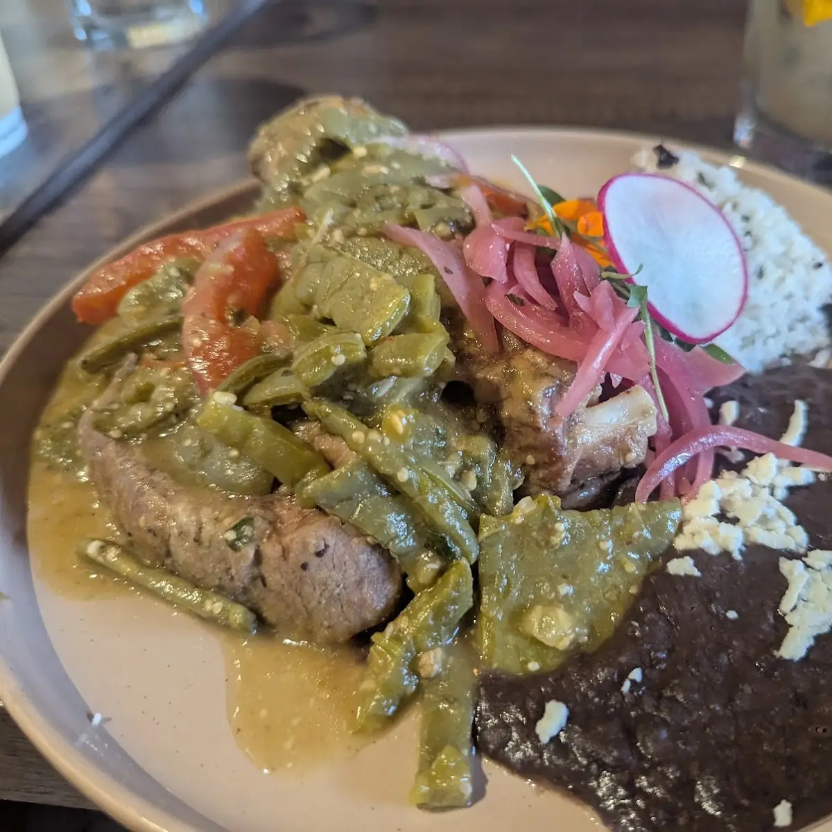 Costillas de Puerco En Salsa Verde