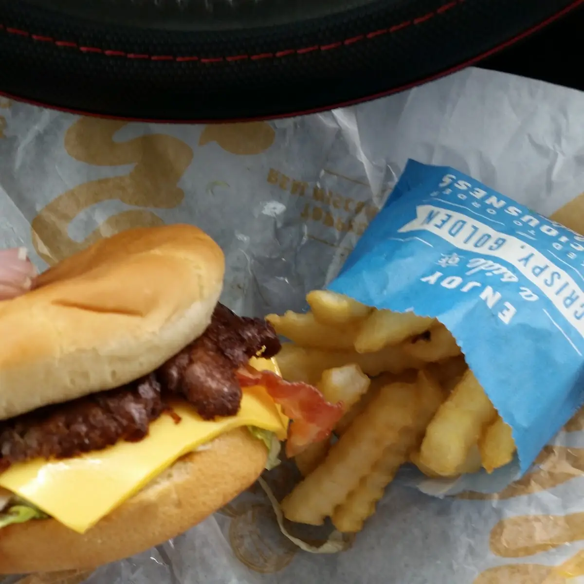 Bacon Cheeseburger Deluxe with Fries