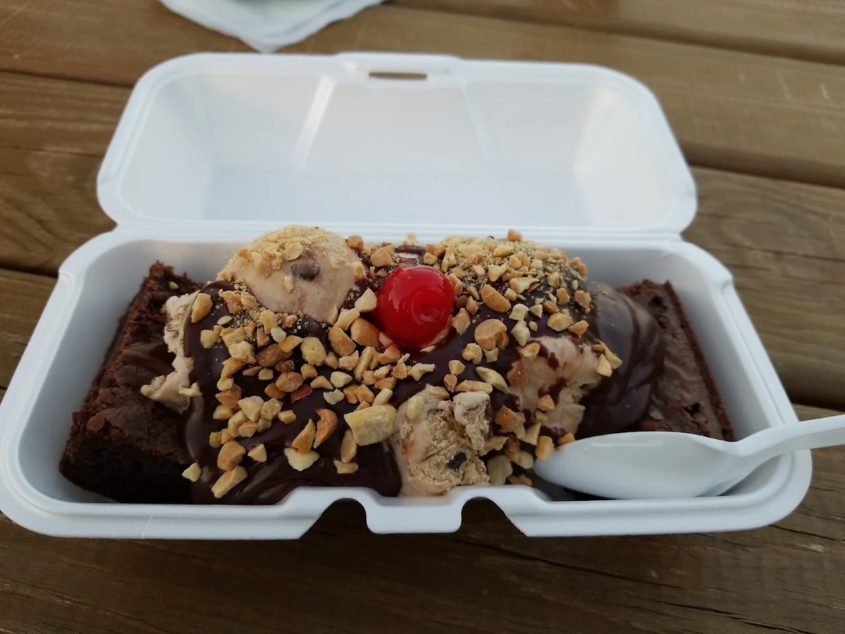 Brownie Sundae