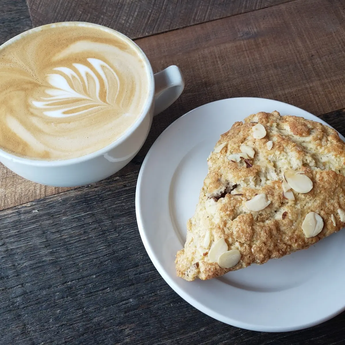 Peanut Butter & Jelly Latte