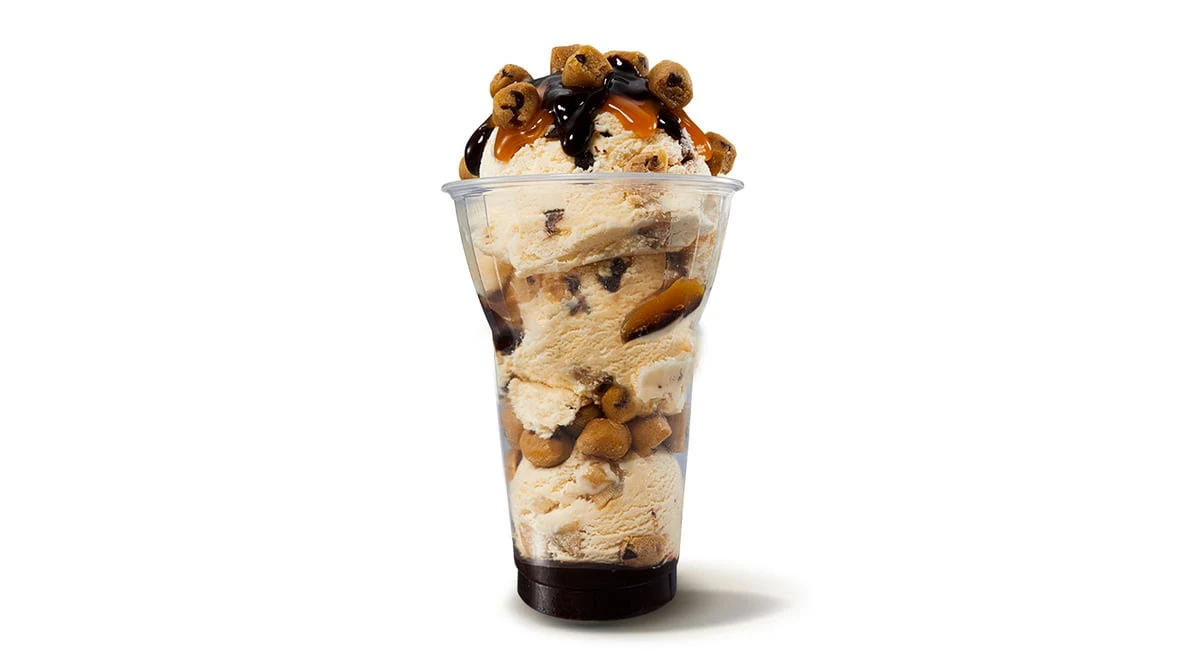 Reese's Peanut Butter Cup Layered Sundae
