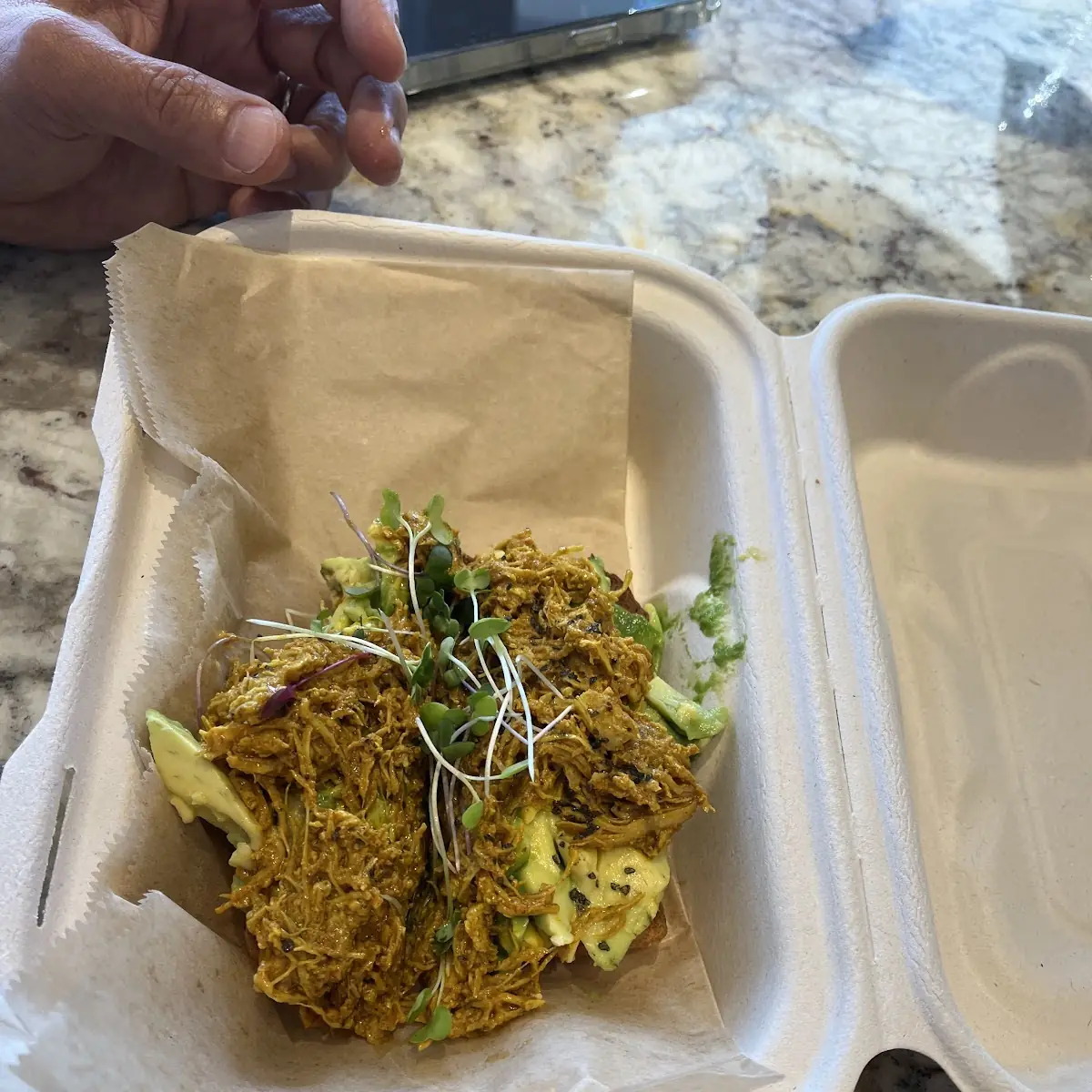 Toast with Curry Chicken