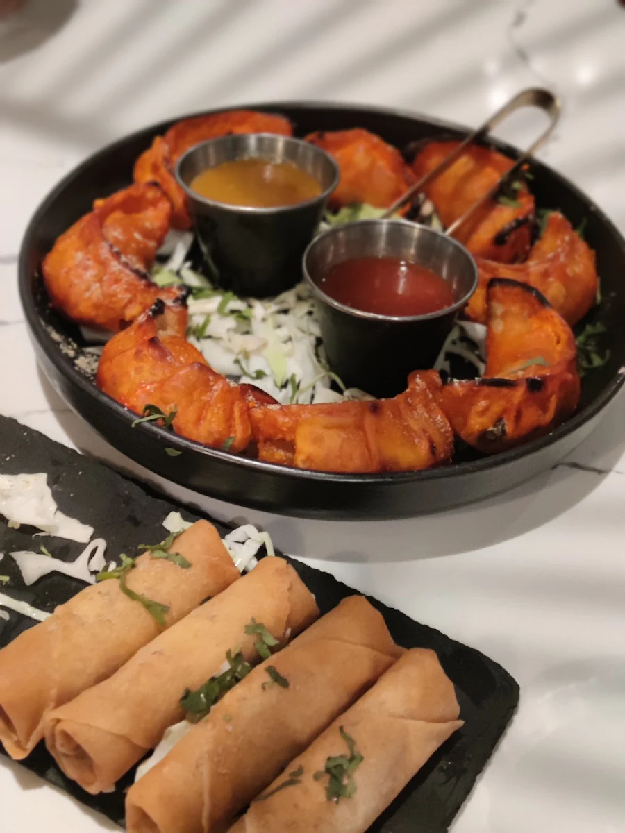 Momos, Spice Club Indian Cuisine