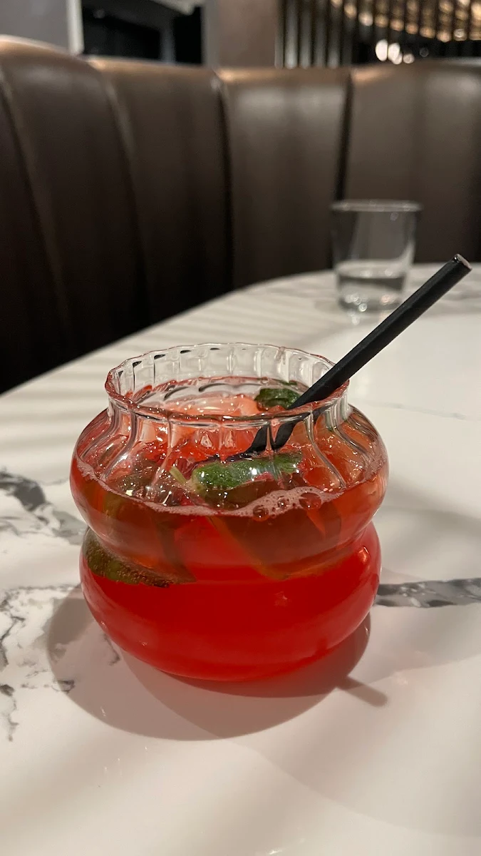 Strawberry Lemonade, Spice Club Indian Cuisine