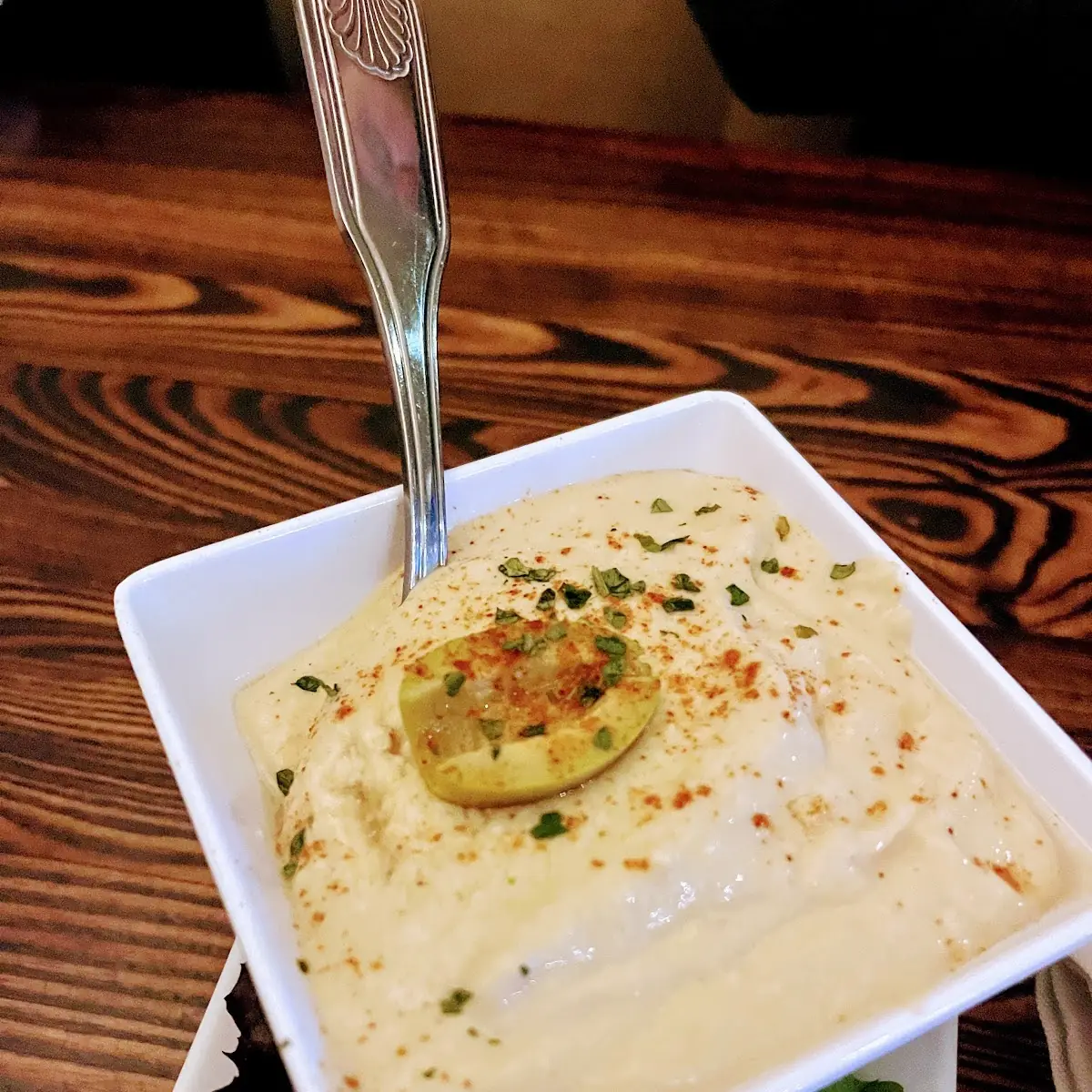 Garlic Hummus